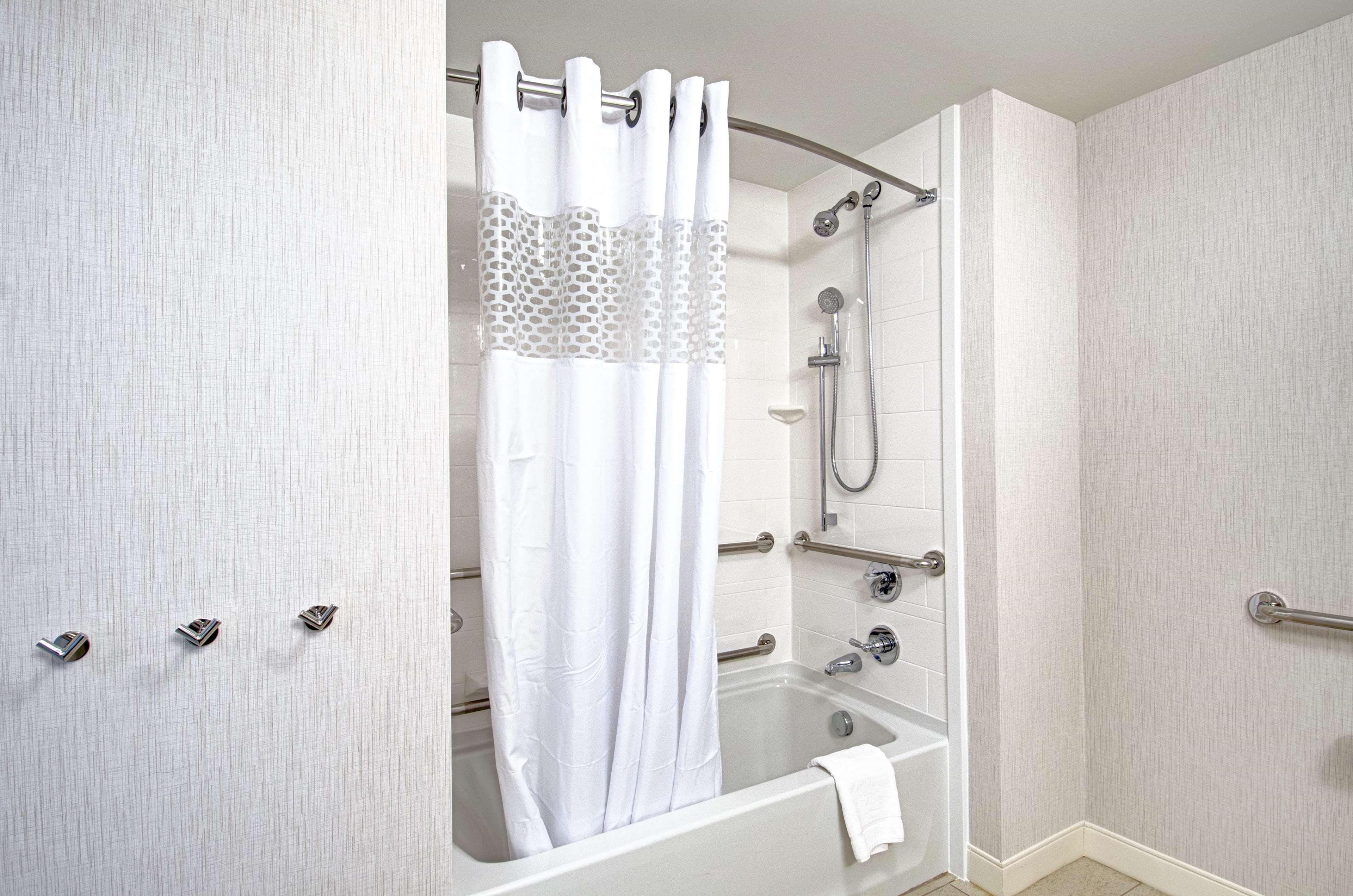 Hampton Inn Boston - Westborough Exterior foto
